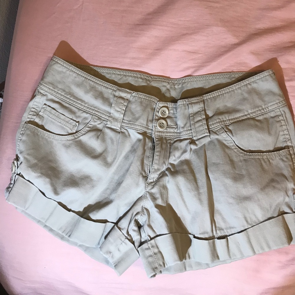 Khaki shorts